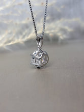 Load image into Gallery viewer, 3.00ct Round Brilliant Cut 6 Prongs Classic Moissanite Diamond Necklace