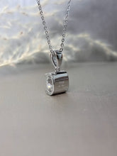 Load image into Gallery viewer, 2.00ct Round Brilliant Cut Moissanite Diamond Inspired Design Necklace