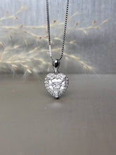 Load image into Gallery viewer, 2.00ct Heart Shape Halo Moissanite Diamond Necklace