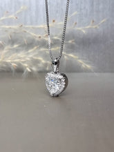 Load image into Gallery viewer, 2.00ct Heart Shape Halo Moissanite Diamond Necklace