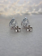 Load image into Gallery viewer, 1.00/Ea Pear Shape Cutting Halo Moissanite Diamond Earring