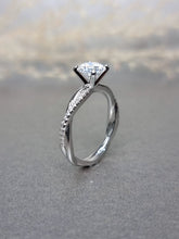 Load image into Gallery viewer, 1.00ct Round Brilliant Cut Moissanite Diamond With Twisted Band Ring