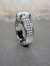 Load image into Gallery viewer, 3.00ct Round Brilliant Cut Moissanite Diamond With Broad Band Ring