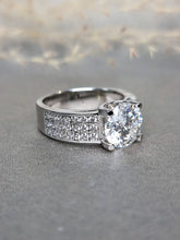 Load image into Gallery viewer, 3.00ct Round Brilliant Cut Moissanite Diamond With Broad Band Ring