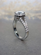 Load image into Gallery viewer, 1.50ct Round Brilliant Cut Moissanite Diamond With Halo V Band Ring