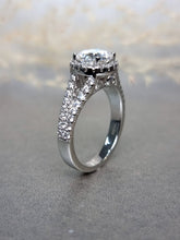 Load image into Gallery viewer, 1.50ct Round Brilliant Cut Moissanite Diamond With Halo V Band Ring