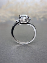 Load image into Gallery viewer, 2.00ct Round Brilliant Cut Moissanite Diamond Ring