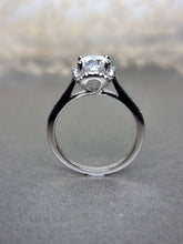 Load image into Gallery viewer, 1.00ct Round Brilliant Cut Moissanite Diamond With Side Stone Ring