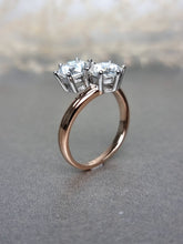 Load image into Gallery viewer, 1.00ct x 2pcs Round Brilliant Cut Twin Moissanite Diamond Ring(Duo Tone)