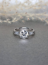 Load image into Gallery viewer, 2.00ct Round Brilliant Cut Moissanite Diamond Classic Ring