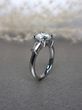 Load image into Gallery viewer, 2.00ct Round Brilliant Cut Moissanite Diamond Classic Ring