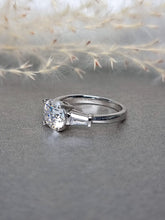 Load image into Gallery viewer, 2.00ct Round Brilliant Cut Moissanite Diamond Classic Ring