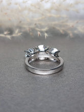 Load image into Gallery viewer, 4.00ct Round Brilliant Cut Trilogy Moissanite Diamond Ring
