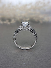 Load image into Gallery viewer, 1.00ct Round Brilliant Cut Moissanite Diamond Wth Design Band Ring