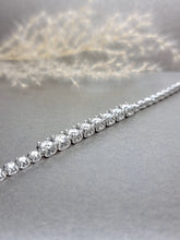 Load image into Gallery viewer, 0.50ct x 8ps, 0.10ct x 22pcs Round Brilliant Cut Moissanite Diamond Inspired C Design Tennis Bracelet