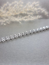 Load image into Gallery viewer, 0.30ct x 25pcs Round Brilliant Cut Moissanite Diamond Tennis Bracelet