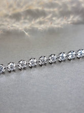 Load image into Gallery viewer, 0.30ct x 25pcs Round Brilliant Cut Moissanite Diamond Tennis Bracelet