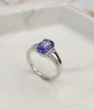 Load image into Gallery viewer, Unheated Tanzanite