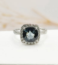 Load image into Gallery viewer, Natural Teal Spinel