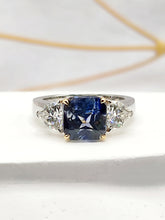 Load image into Gallery viewer, Unheated Tri-color Blue Sapphire