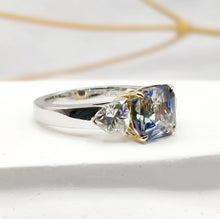 Load image into Gallery viewer, Unheated Tri-color Blue Sapphire