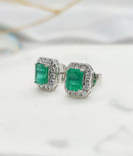 Load image into Gallery viewer, Natural Emerald