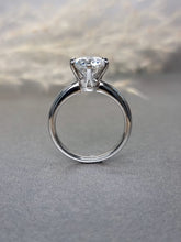 Load image into Gallery viewer, 2.00ct Round Brilliant Cut Moissanite Diamond Classic Ring