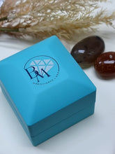 Load image into Gallery viewer, 2.00ct Round Brilliant Cut Moissanite Diamond Halo Ring