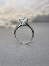 Load image into Gallery viewer, 2.00ct Round Brilliant Cut Moissanite Diamond Classic Knife Edge Ring