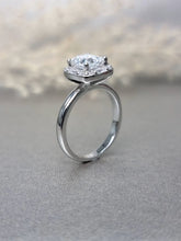 Load image into Gallery viewer, 1.00ct Asscher Cut Moissanite Diamond Halo Mix Cut Ring