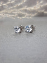 Load image into Gallery viewer, 1.00ct/Ea Moissanite Diamond Classic 4 Prongs Earrings