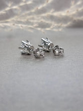 Load image into Gallery viewer, 1.00ct/Ea Moissanite Diamond Classic 6 Prongs Earrings