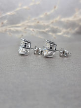 Load image into Gallery viewer, 2.00ct/Ea Round Brilliant Cut Moissanite Diamond Classic 6 prongs Earring