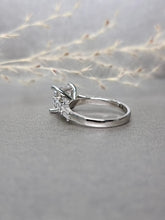 Load image into Gallery viewer, 2.00ct Princess cut Moissanite Diamond With Side Stone Ring