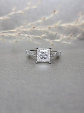 Load image into Gallery viewer, 2.00ct Princess cut Moissanite Diamond With Side Stone Ring