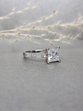 Load image into Gallery viewer, 2.00ct Princess cut Moissanite Diamond With Side Stone Ring