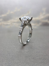 Load image into Gallery viewer, 2.00ct Princess cut Moissanite Diamond With Side Stone Ring