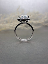 Load image into Gallery viewer, 2.00ct Round Brilliant Cut Moissanite Diamond Classic Ring
