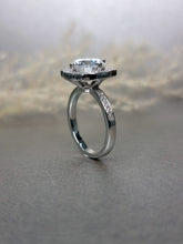 Load image into Gallery viewer, 2.00ct Round Brilliant Cut Moissanite Diamond Classic Ring