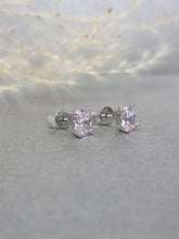 Load image into Gallery viewer, 1.00ct/Ea Oval Shape Vivid Pink Diamond Simulant Earring