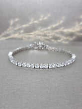 Load image into Gallery viewer, 0.10ct each Round Brilliant Moissanite Diamond Classic Tennis Bracelet
