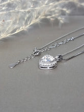 Load image into Gallery viewer, 2.00ct Heart Shape Halo Moissanite Diamond Necklace
