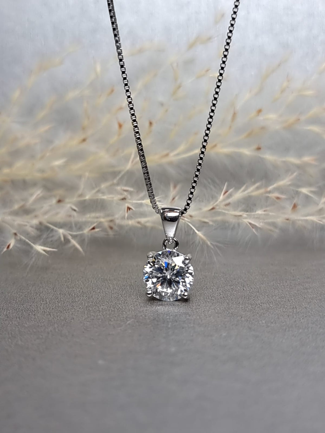2.00ct Round Brilliant Cut 4 Prongs Classic Moissanite Diamond Necklace
