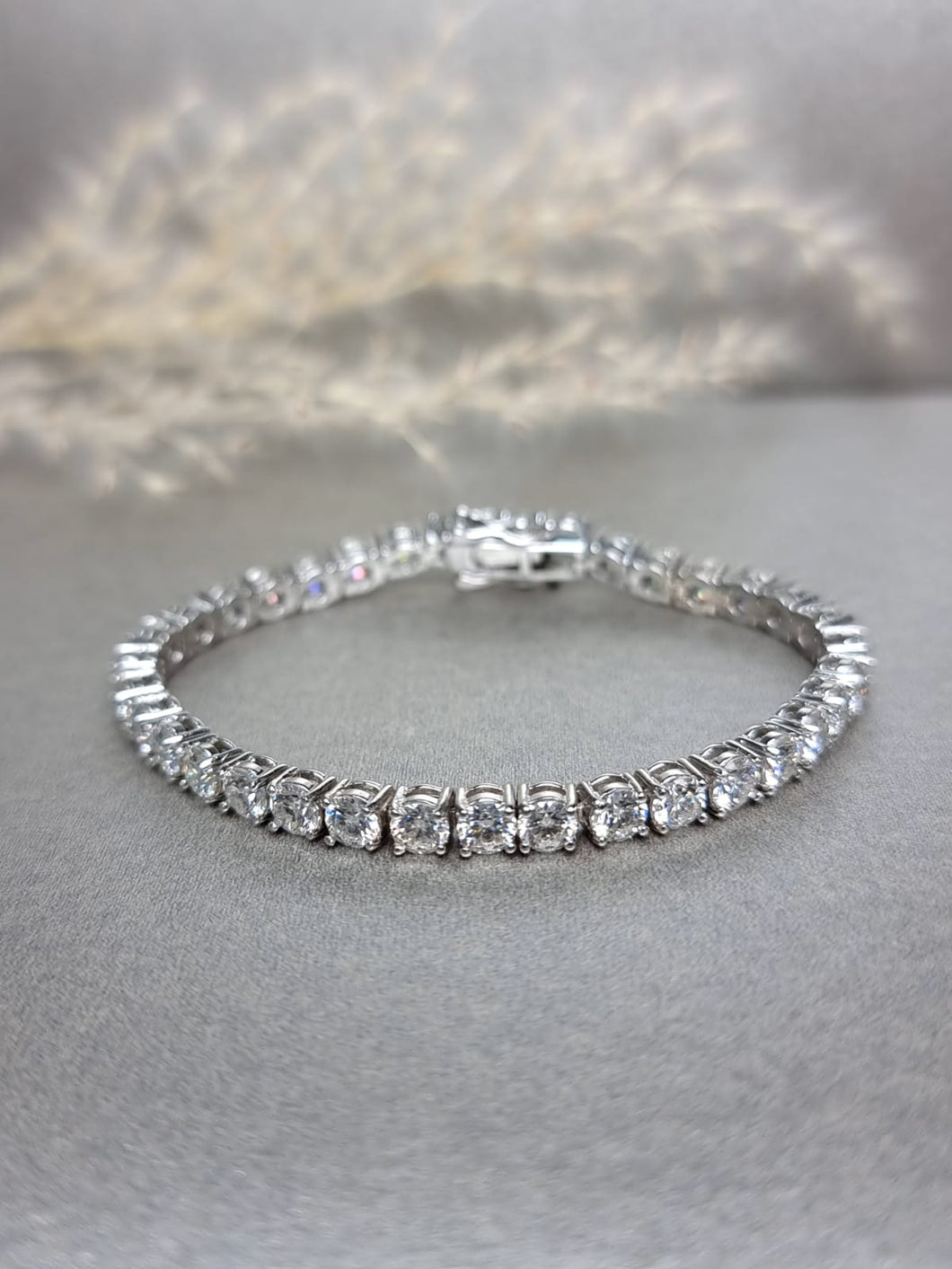 0.30ct Each Round Brilliant Cut Moissanite Diamond Tennis Bracelet