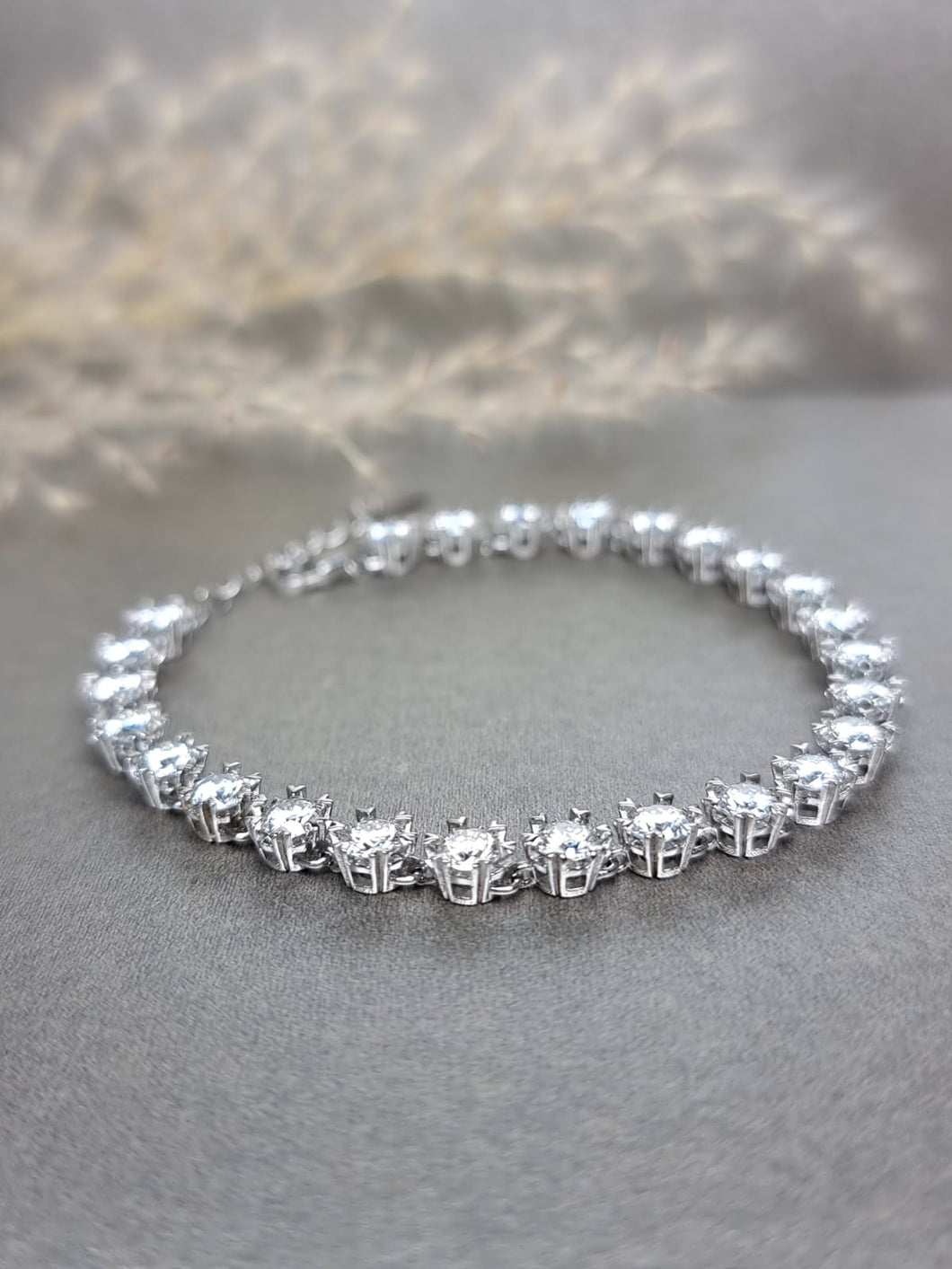 0.30ct x 25pcs Round Brilliant Cut Moissanite Diamond Tennis Bracelet