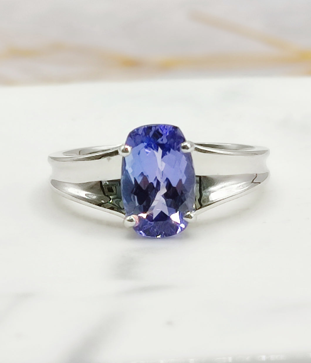Unheated Tanzanite