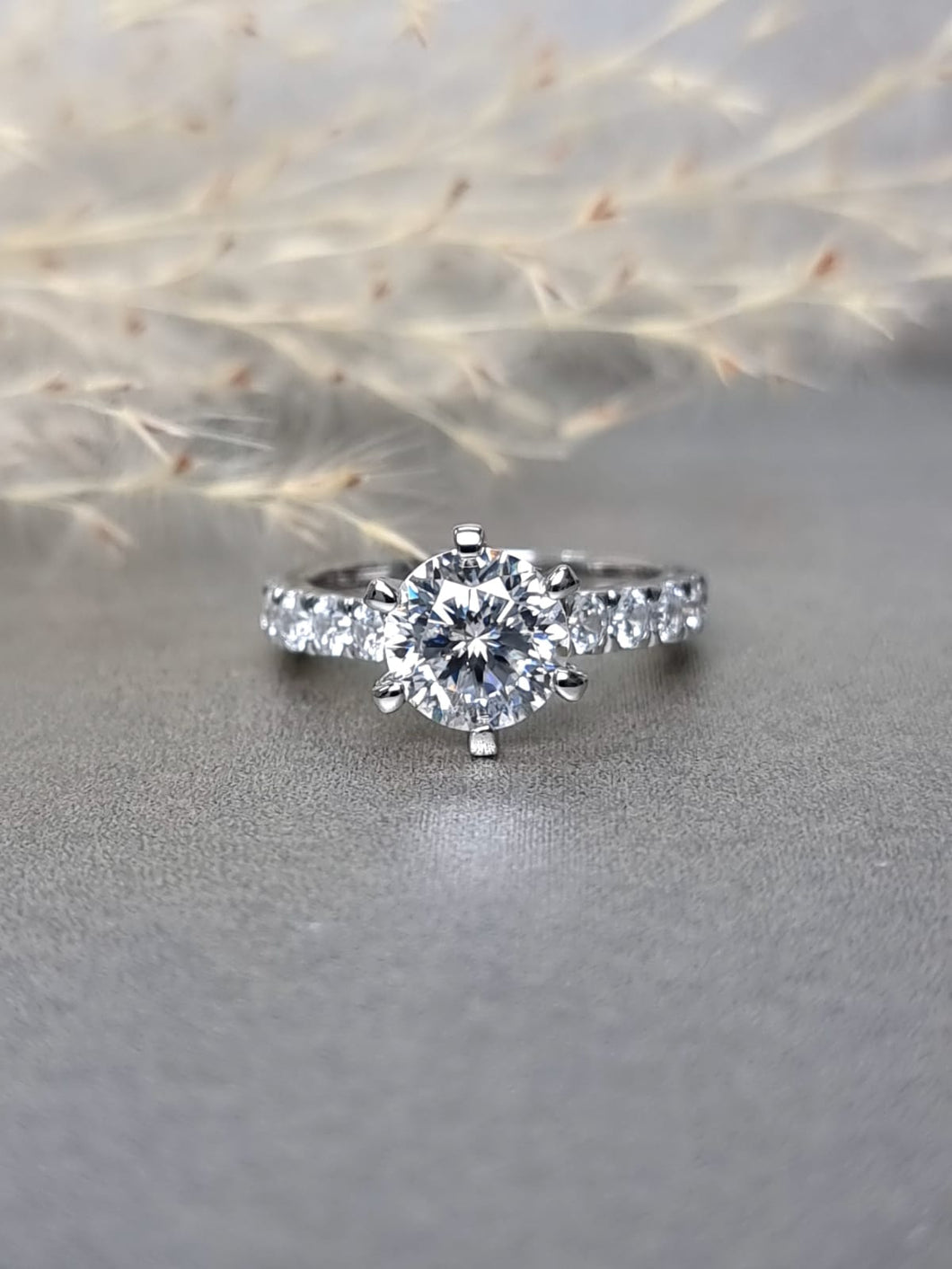2.00ct Round Brilliant Cut Moissanite Diamond Classic Side Stone Ring