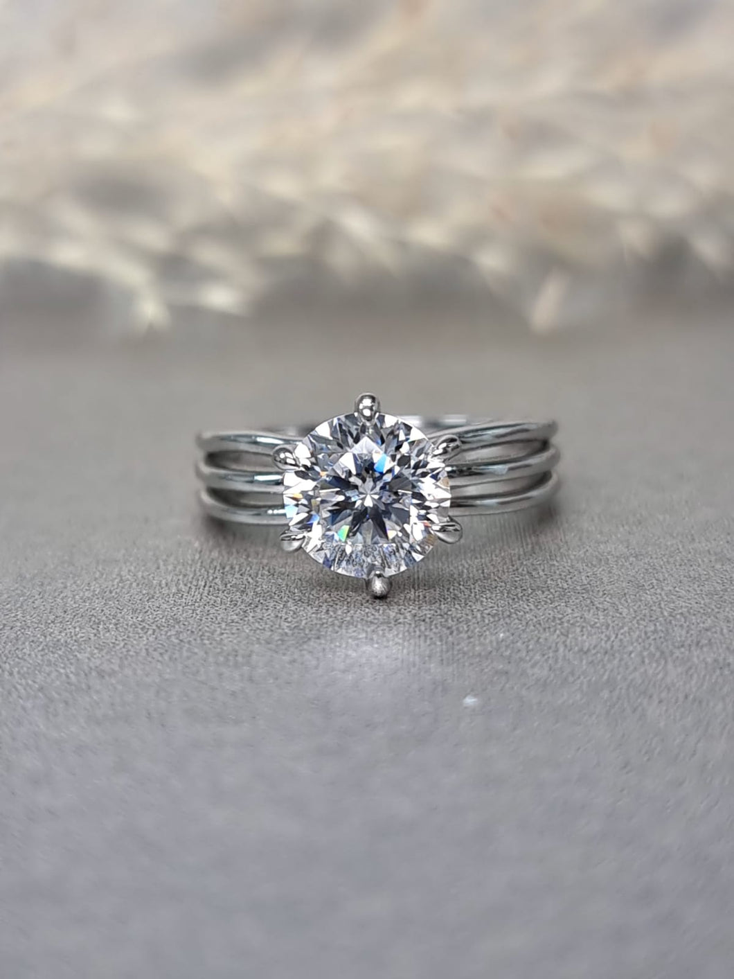 2.00ct Round Brilliant Cut Moissanite Diamond Ring