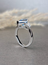Load image into Gallery viewer, 2.00ct Vivid Blue Kite Cut Moissanite Diamond With Trillion Shape Side Stone Ring
