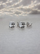 Load image into Gallery viewer, 1.00ct/Ea Moissanite Diamond Classic 4 Prongs Earrings
